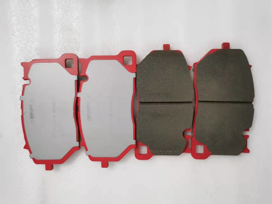 Big Friction Surface Auto Brake Pad Ceramic Carbide Metal For Akebono Caliper